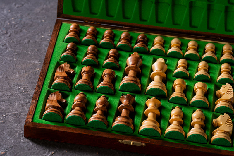 Hopfällbara schackspel