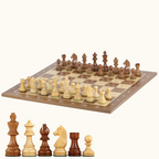 Schackset i trä med valnötsbräde – No. 5 & 6