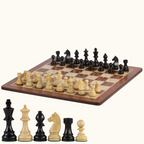 Schackset i trä med bräde i paduk & lönn – No. 5 & 6
