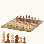 Schackset i trä med valnötsbräde – No. 5 & 6