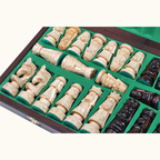 Hopfällbart schackset med handgjorda pjäser i lindträ – Giewont – 50 cm