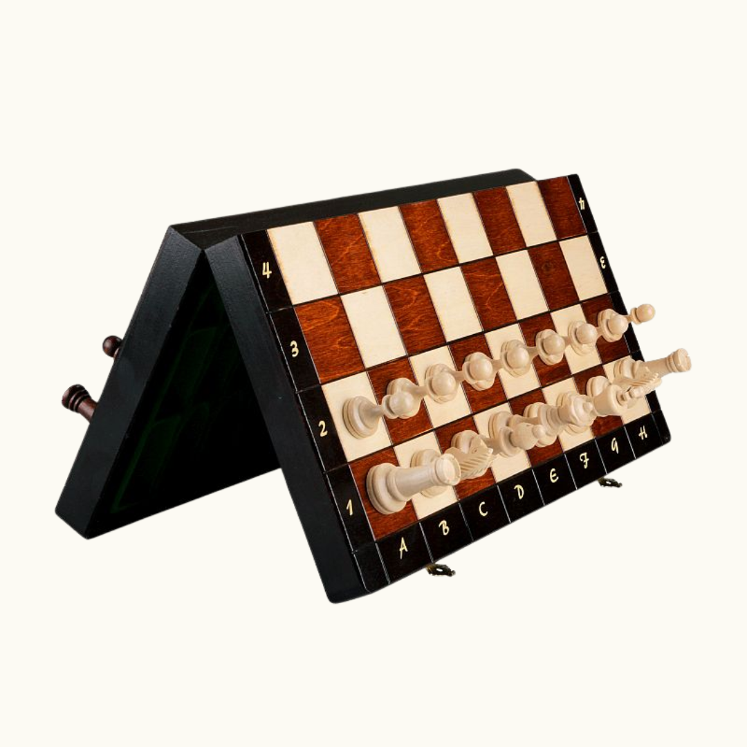 Magnetiskt fällbart schackset – Björk & Bok – 35 cm