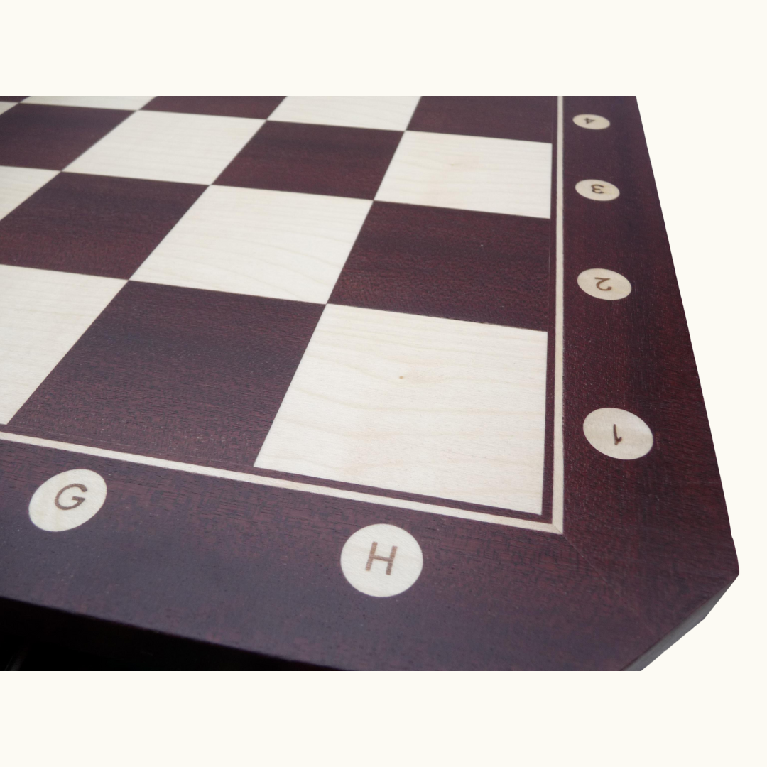 Schackbord med lådor – klassiskt träbord