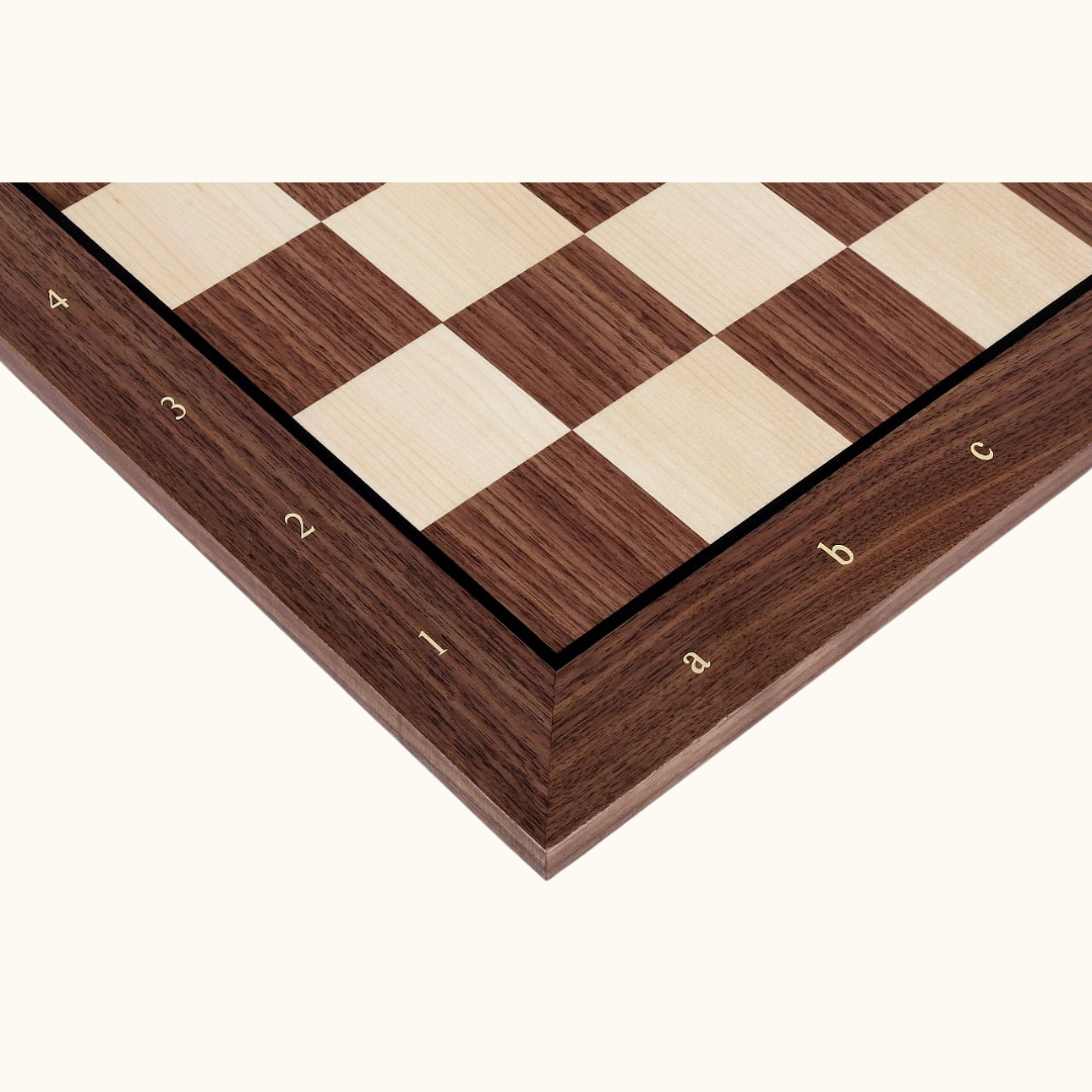 Schackbräde i valnöt och lönn med svart ram – No. 5 & No. 6
